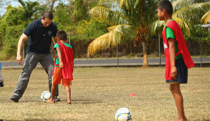 David Grevemberg, the Commonwealth Games Federation's chief executive, plays football during the 2015 Commonwealth Youth Games in Samoa. He has more nifty footwork to do as the CGF considers a range of potential replacements for Durban as hosts of the 2022 Games ©Getty Images David Grevemberg, the Commonwealth Games Federation's chief executive, plays football during the 2015 Commonwealth Youth Games in Samoa. He has more nifty footwork to do as the CGF considers a range of potential replacements for Durban as hosts of the 2022 Games ©Getty Images