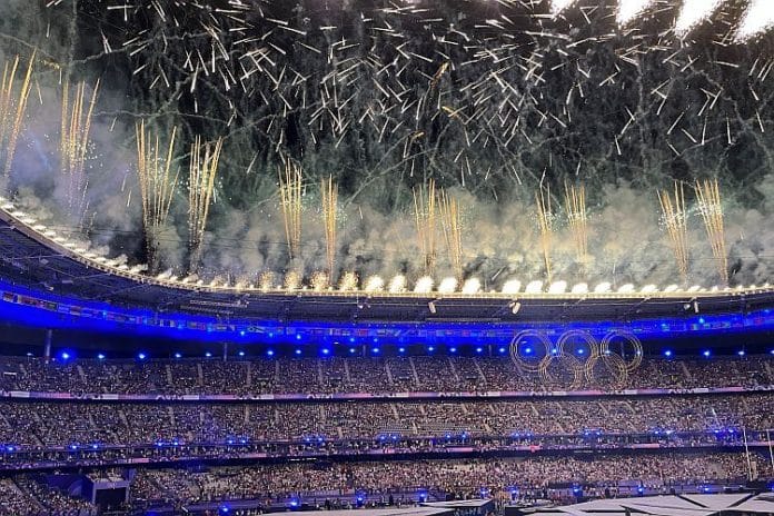 Closing of the Games of the XXXIII Olympiad in Paris (TSX photo by Karen Rosen) (Image obtained at thesportsexaminer.com) Closing of the Games of the XXXIII Olympiad in Paris (TSX photo by Karen Rosen) (Image obtained at thesportsexaminer.com)